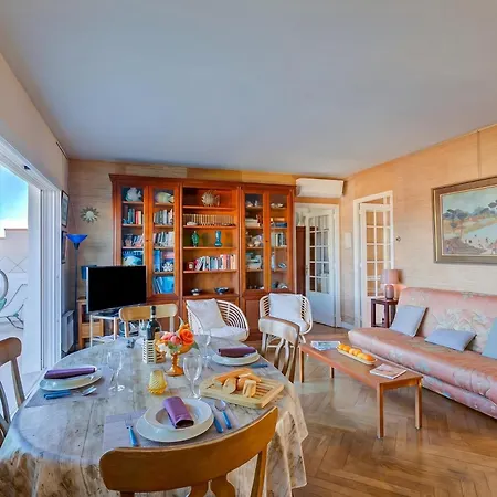 Apartament Le 44 - Sea & Mountain View - Happy *
