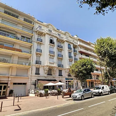 Daire Le 44 - Sea & Mountain View - Happy Antibes