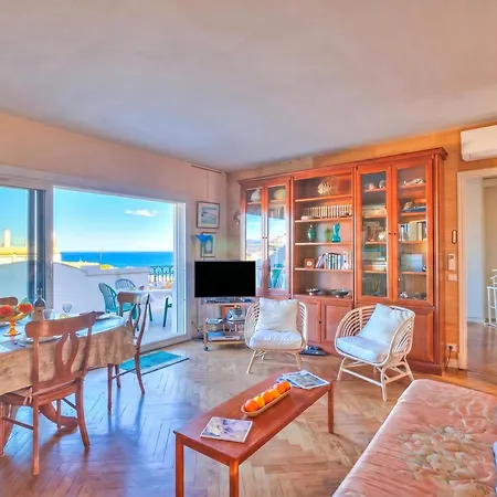 Le 44 - Sea & Mountain View - Happy Apartamento