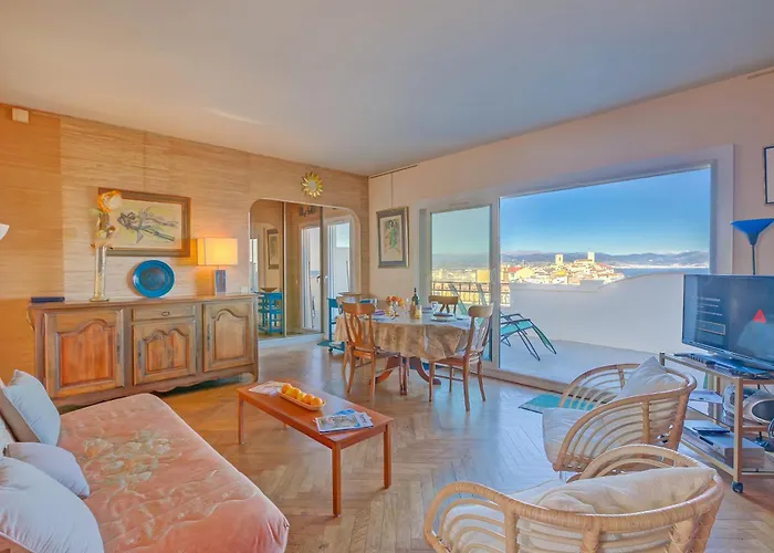 Daire Le 44 - Sea & Mountain View - Happy Antibes